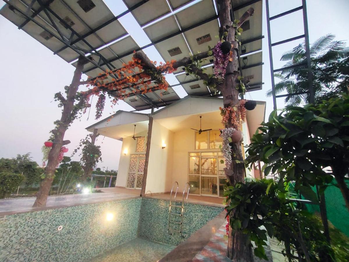 Shaw Estate-Farm House For A Small Parties-Jp Farm Greater Noida Exterior photo