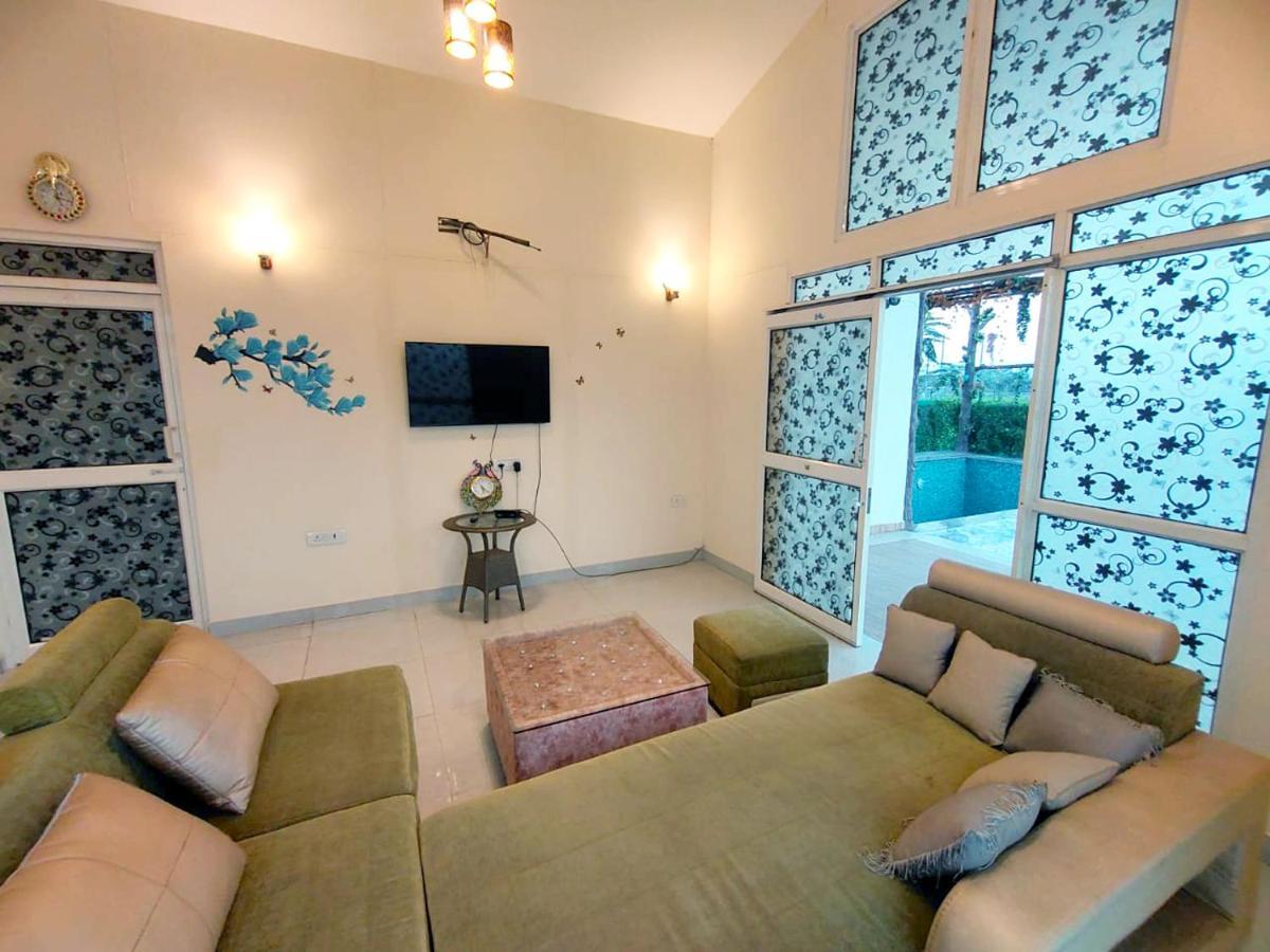 Shaw Estate-Farm House For A Small Parties-Jp Farm Greater Noida Exterior photo