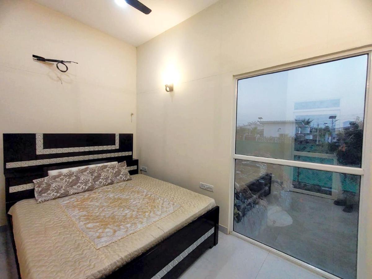 Shaw Estate-Farm House For A Small Parties-Jp Farm Greater Noida Exterior photo