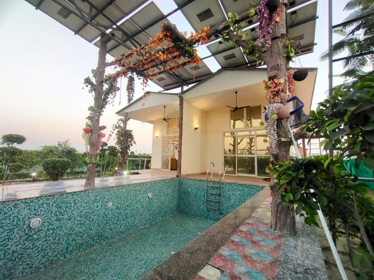 Shaw Estate-Farm House For A Small Parties-Jp Farm Greater Noida Exterior photo